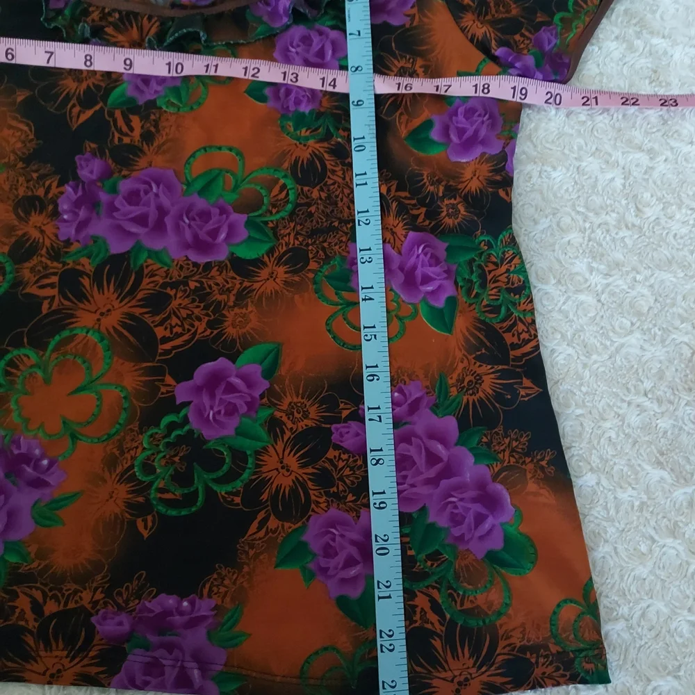 Floral Two-Piece Capri Loungewear Set Purple & Orange Print Comfy Relaxed Fit